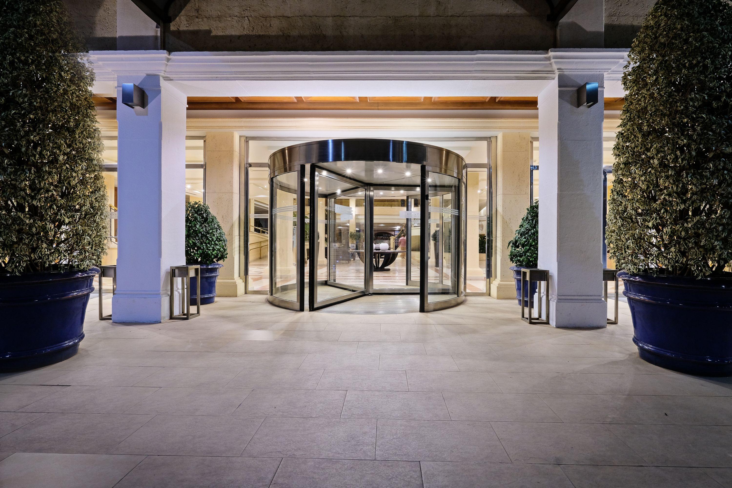 Hotel Envia Almeria Spa & Golf Aguadulce  Bagian luar foto Entrance to the hotel